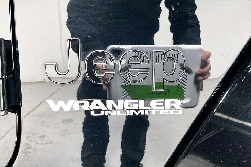 2020 Jeep Wrangler Unlimited Sahara High Altitude