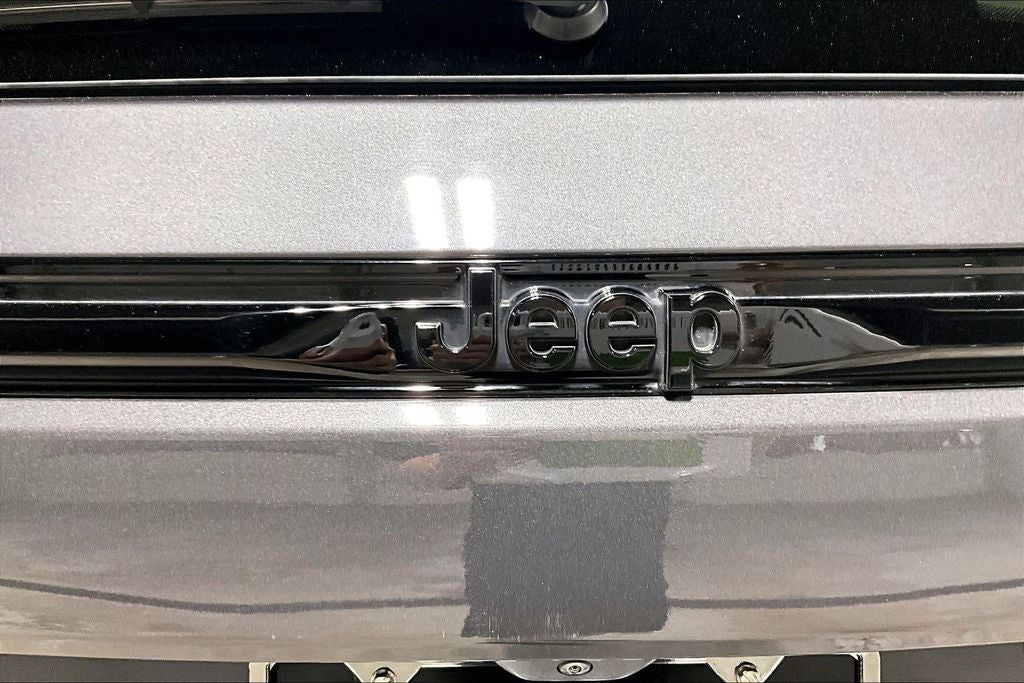 2022 Jeep Grand Cherokee Altitude