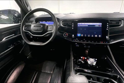 2023 Jeep Wagoneer Base