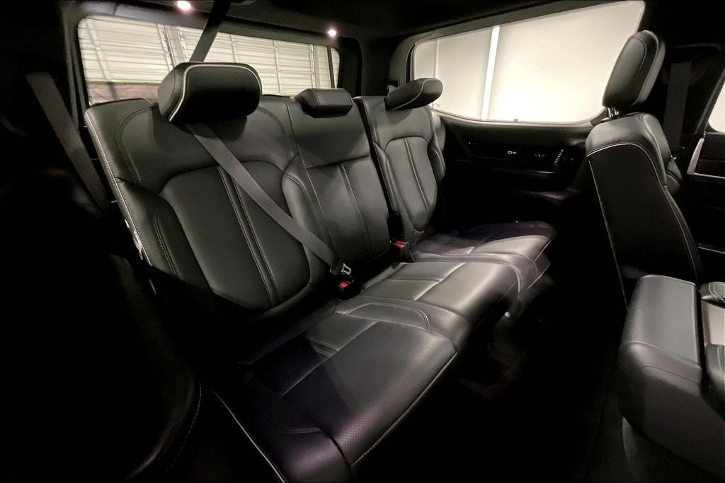 2022 Jeep Grand Wagoneer Series II