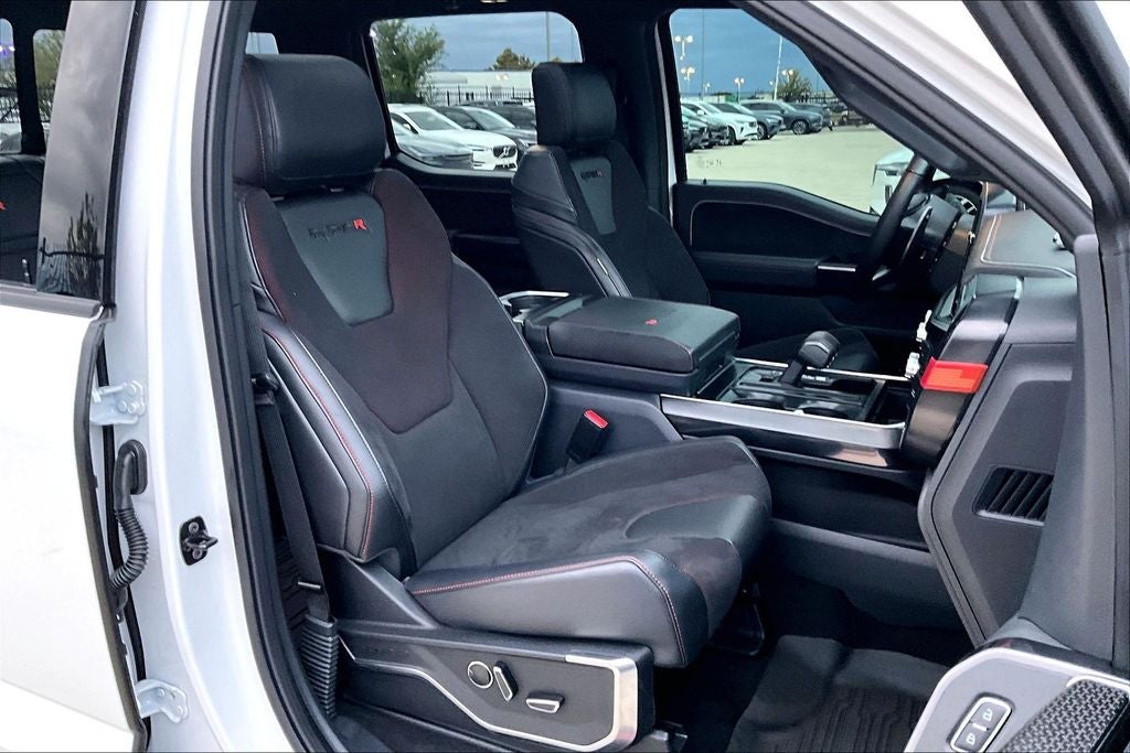 2025 Ford F-150 Raptor R