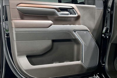 2025 GMC Sierra 3500HD Denali