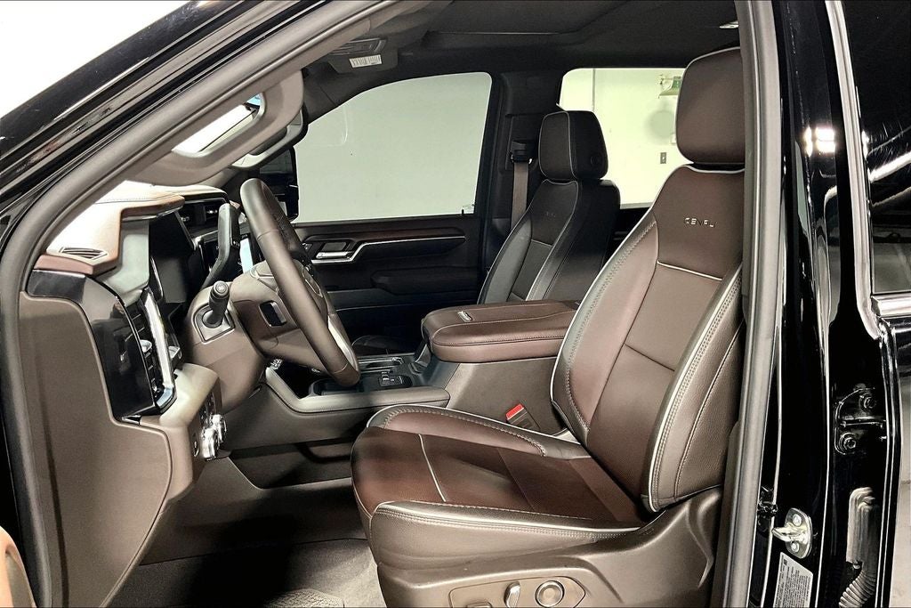 2025 GMC Sierra 3500HD Denali