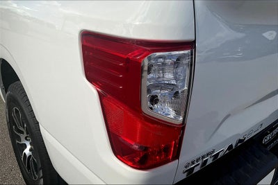 2023 Nissan Titan SV