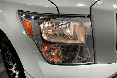 2023 Nissan Titan SV