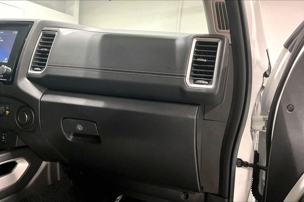 2024 Nissan Frontier SL