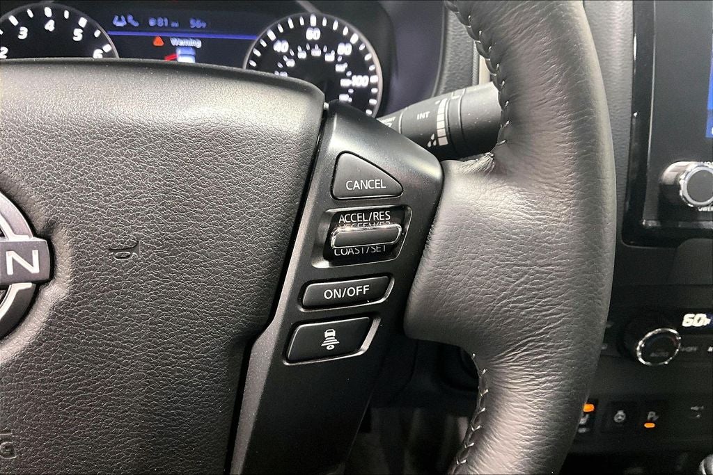 2024 Nissan Frontier SL