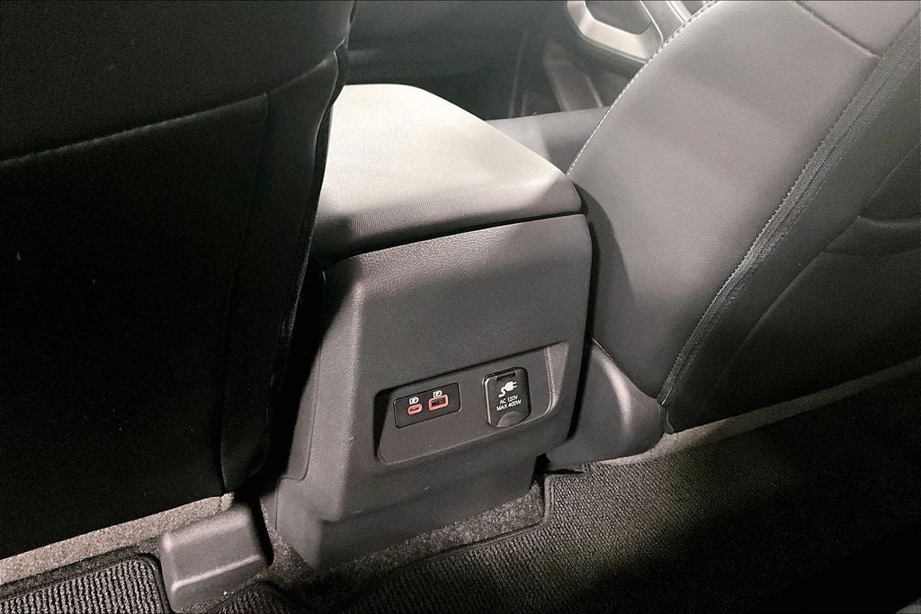 2024 Nissan Frontier SL