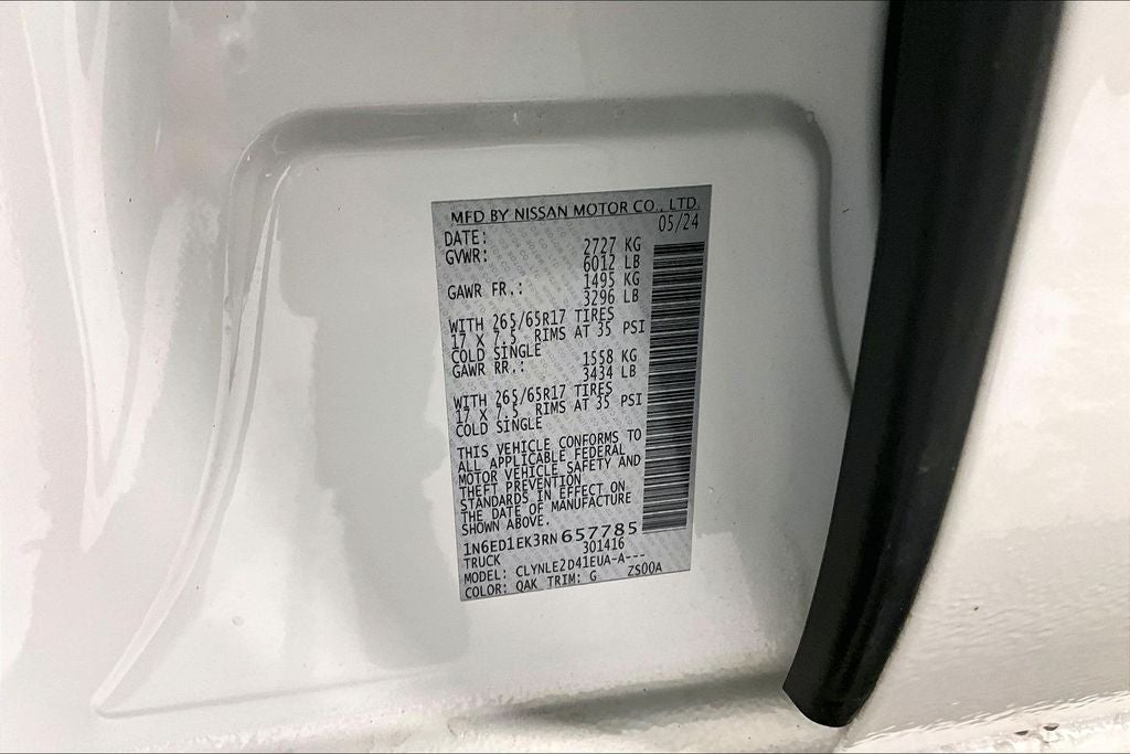 2024 Nissan Frontier SL