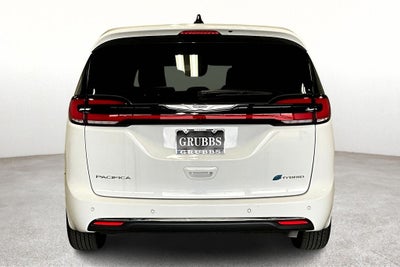 2024 Chrysler Pacifica Hybrid Select