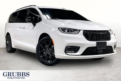 2024 Chrysler Pacifica Limited