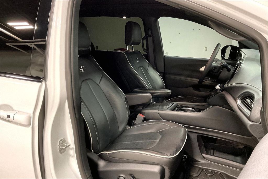 2024 Chrysler Pacifica Limited