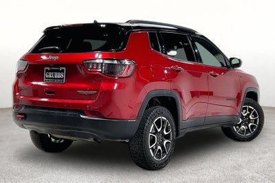 2025 Jeep Compass Trailhawk