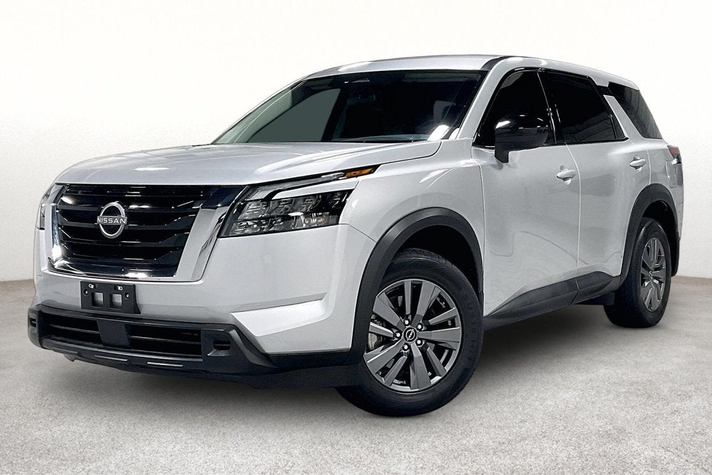 2025 Nissan Pathfinder S