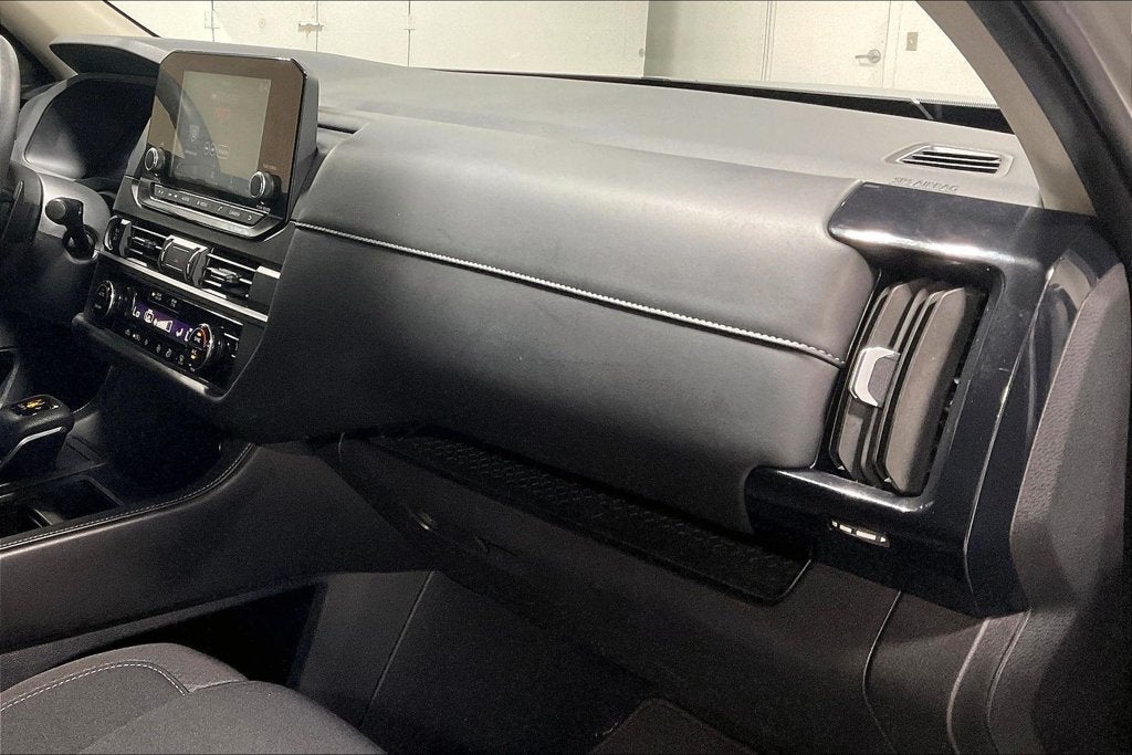 2025 Nissan Pathfinder S