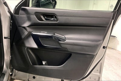 2025 Nissan Pathfinder S