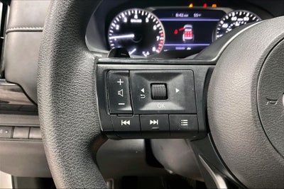 2025 Nissan Pathfinder S