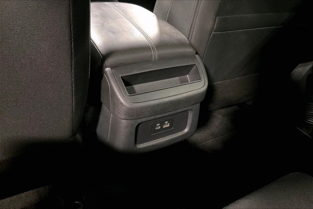 2025 Nissan Pathfinder S
