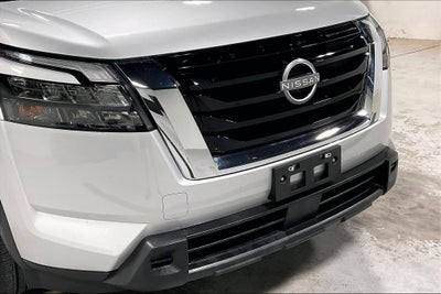 2025 Nissan Pathfinder S