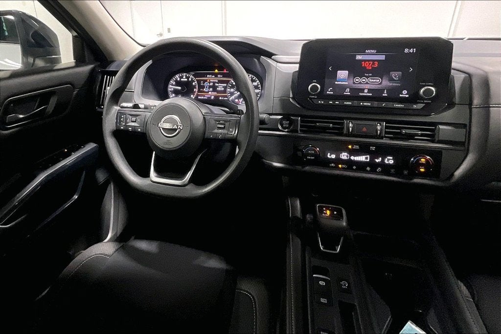 2025 Nissan Pathfinder S