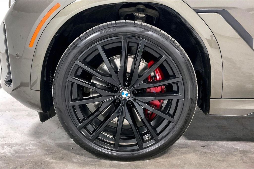 2025 BMW X6 M60i