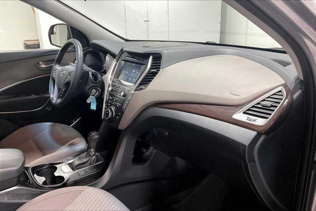 2019 Hyundai Santa Fe XL SE