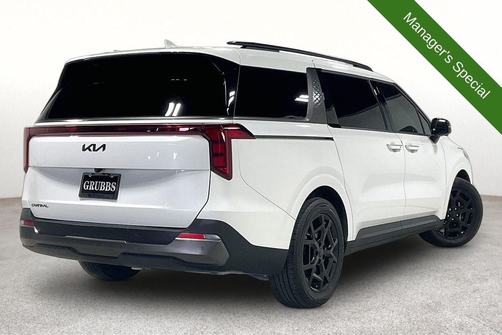 2025 Kia Carnival SX