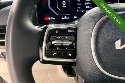 2025 Kia Carnival SX