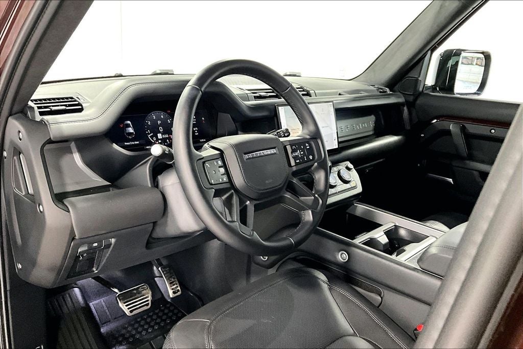 2025 Land Rover Defender 110 Sedona Red