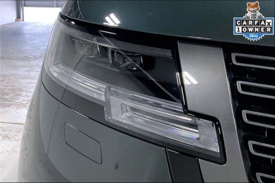 2025 Land Rover Range Rover SE