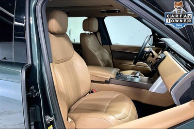 2025 Land Rover Range Rover SE