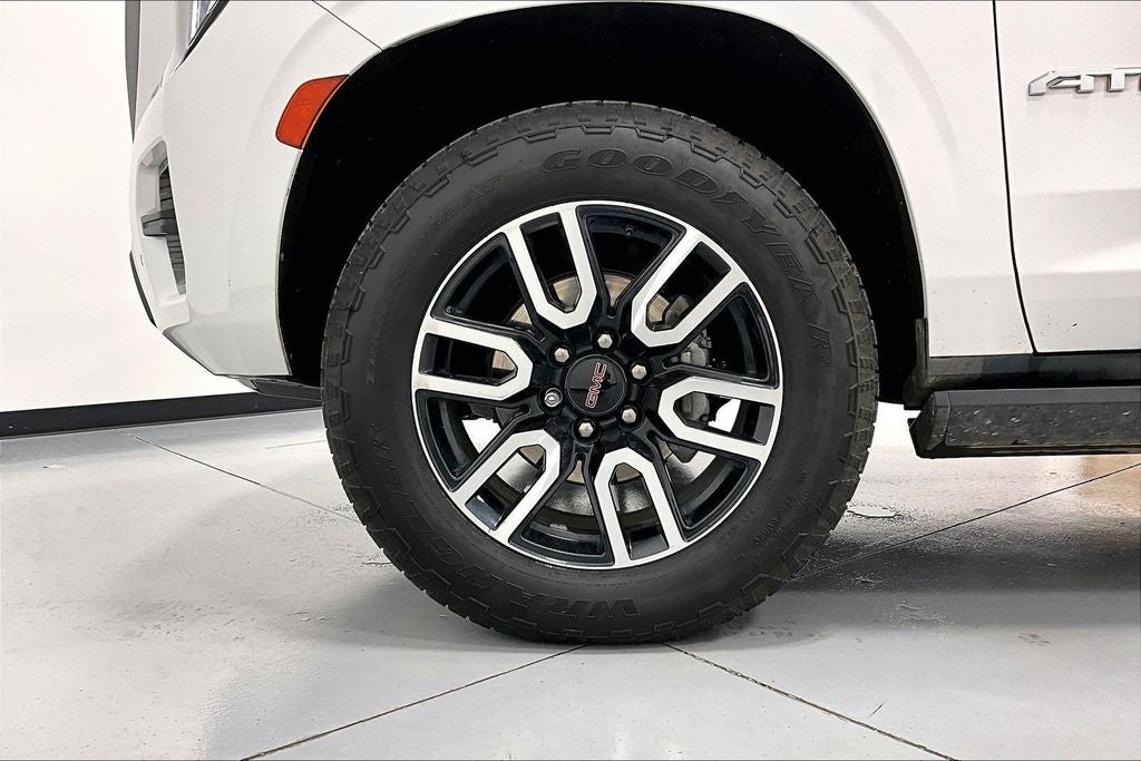 2021 GMC Yukon XL AT4