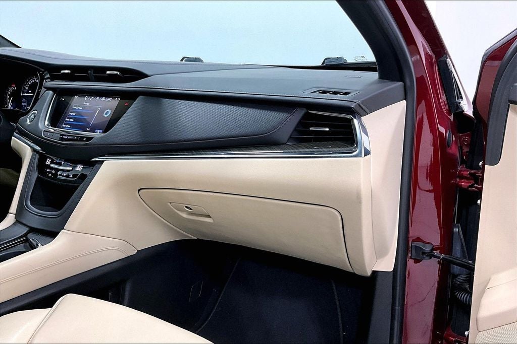 2017 Cadillac XT5 Base