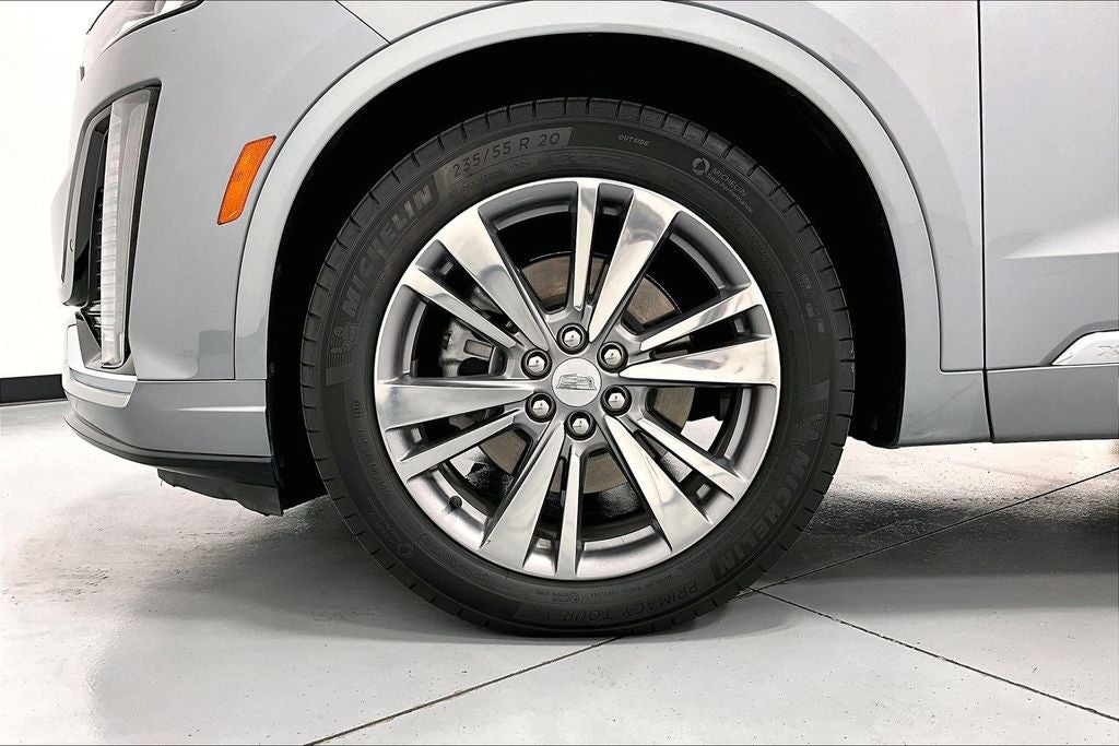 2025 Cadillac XT6 Premium Luxury