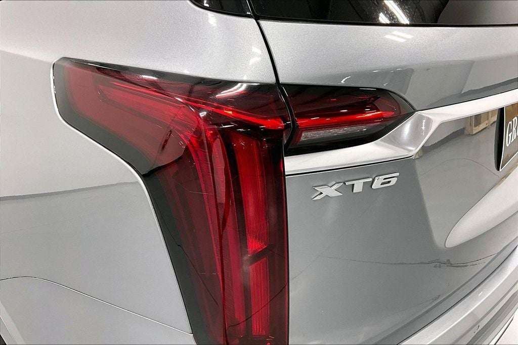 2025 Cadillac XT6 Premium Luxury