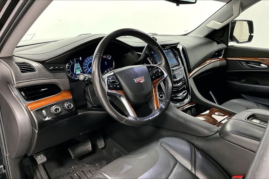 2019 Cadillac Escalade ESV Luxury