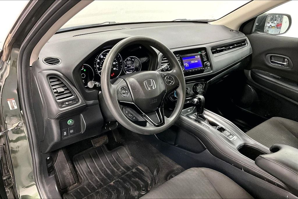 2017 Honda HR-V LX