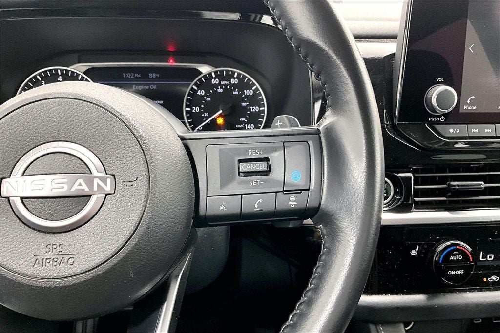 2024 Nissan Pathfinder SV
