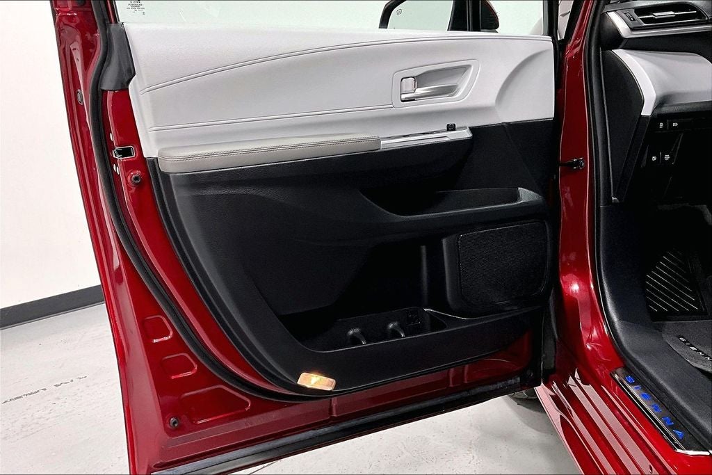 2026 Toyota Sienna XLE 8 Passenger