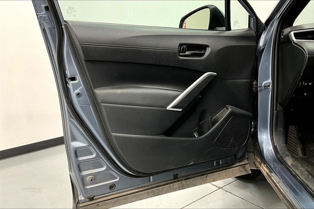 2023 Toyota Corolla Cross Hybrid SE