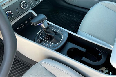 2025 Hyundai Kona SE