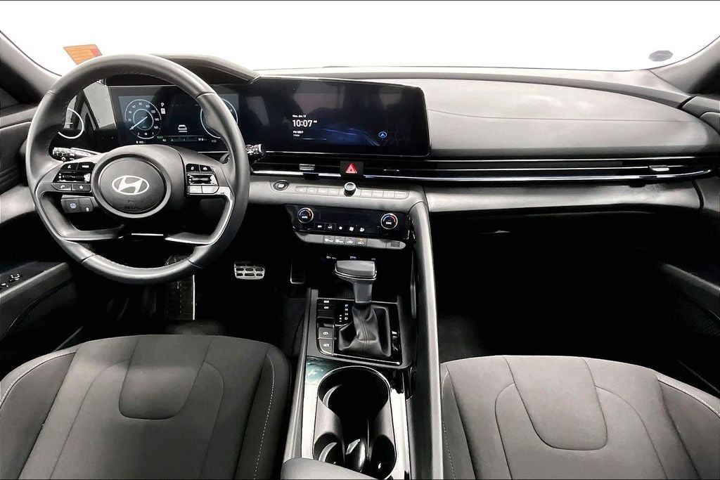 2025 Hyundai Elantra Hybrid SEL Sport