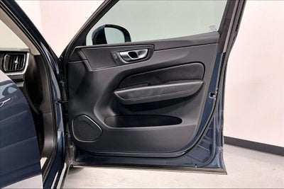 2020 Volvo XC60 T5 Momentum