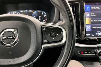 2020 Volvo XC60 T5 Momentum