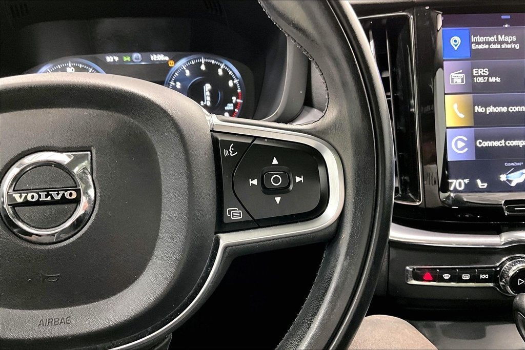 2020 Volvo XC60 T5 Momentum