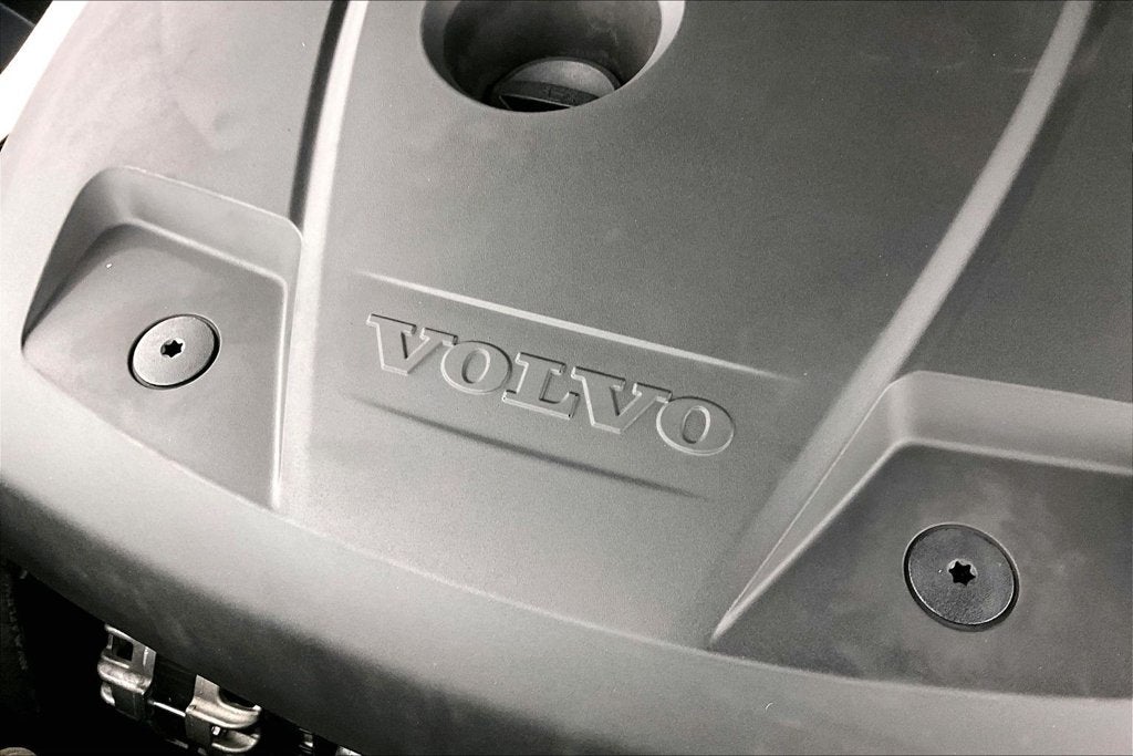 2020 Volvo XC60 T5 Momentum