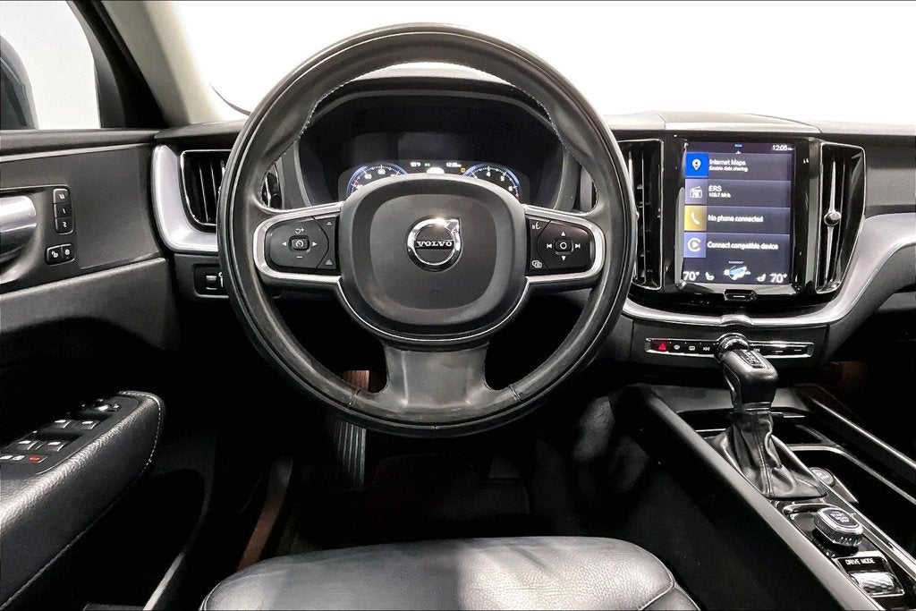 2020 Volvo XC60 T5 Momentum