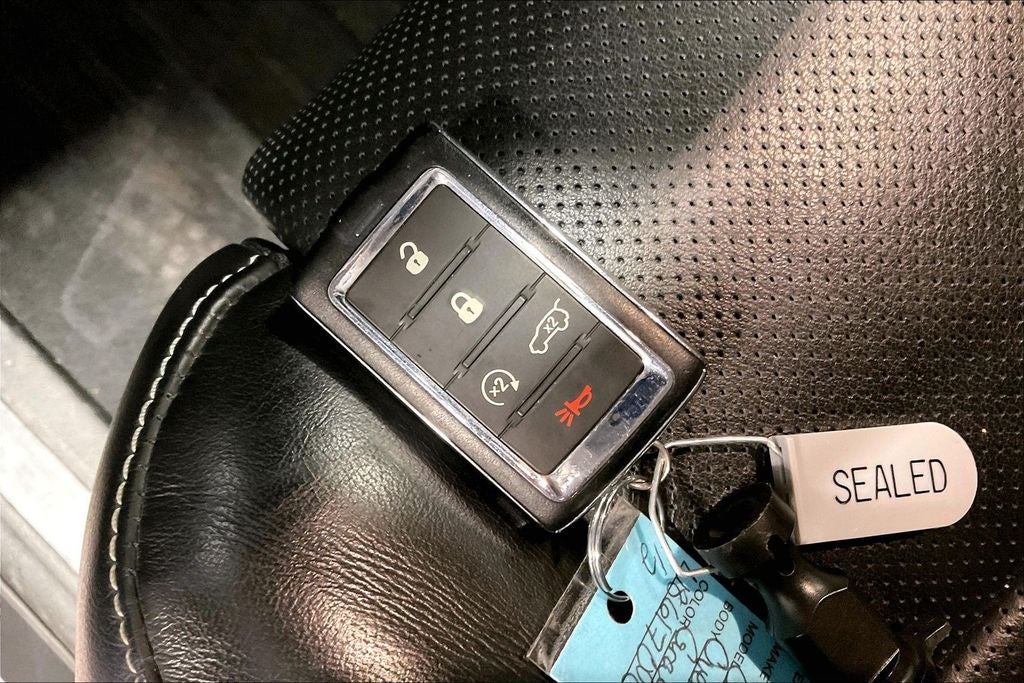 2022 Jeep Grand Cherokee Overland 4x4