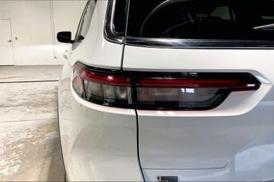 2023 Jeep Grand Cherokee L Laredo 4x2