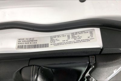 2023 Jeep Grand Cherokee L Laredo 4x2